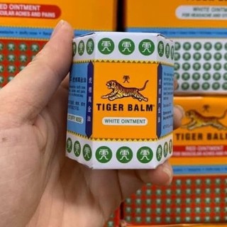 Dầu cù là trắng con hổ tiger balm 19.4gr