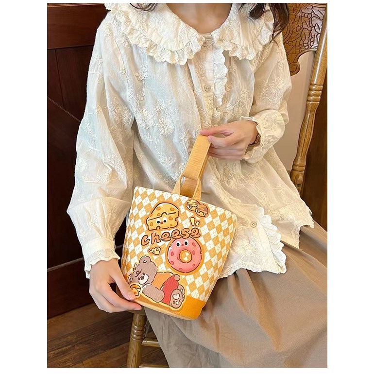 Túi xách gấu cheese nữ túi xách nhỏ dễ thương sinh viên hộp ăn trưa túi đi chơi tạp phẩm túi xách