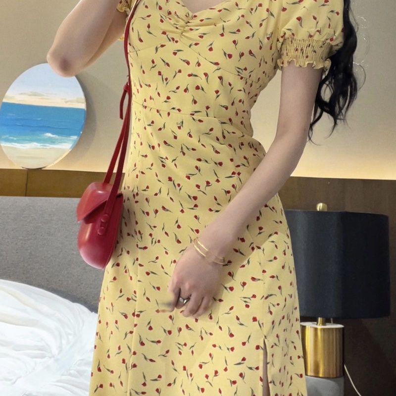 Đầm Hoa Cổ Vuông Phong Cách Retro Pháp Thời Trang Xuân Hè 2023 Mới