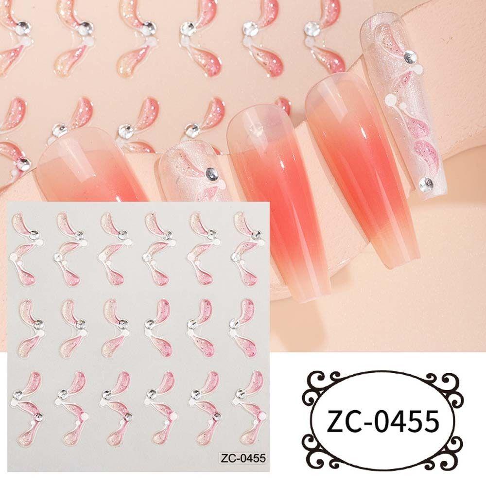 Miếng Dán Trang Trí Móng Tay Họa Tiết Hoạt Hình 5D Xinh Xắn