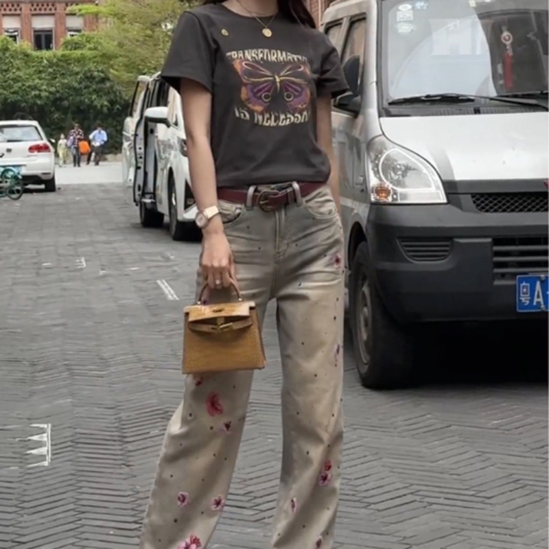 Bộ Áo Thun Cổ Tròn In Hình Bướm + Quần Jean Ống Đứng Ôm Dáng Thời Trang Mùa Hè Dễ Phối Đồ