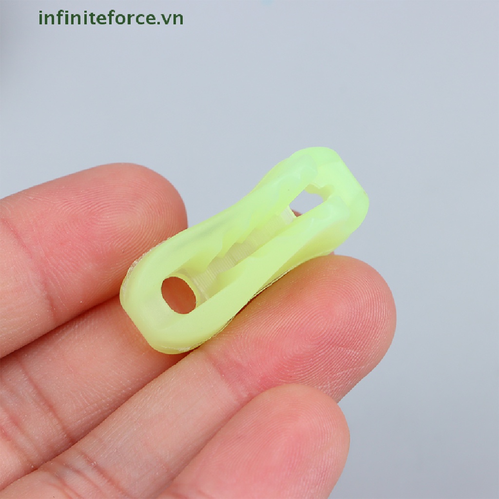 Set 10 Khóa Nhựa Hình Tam Giác Chuyên Dụng Cố Định Dây Lều Trại