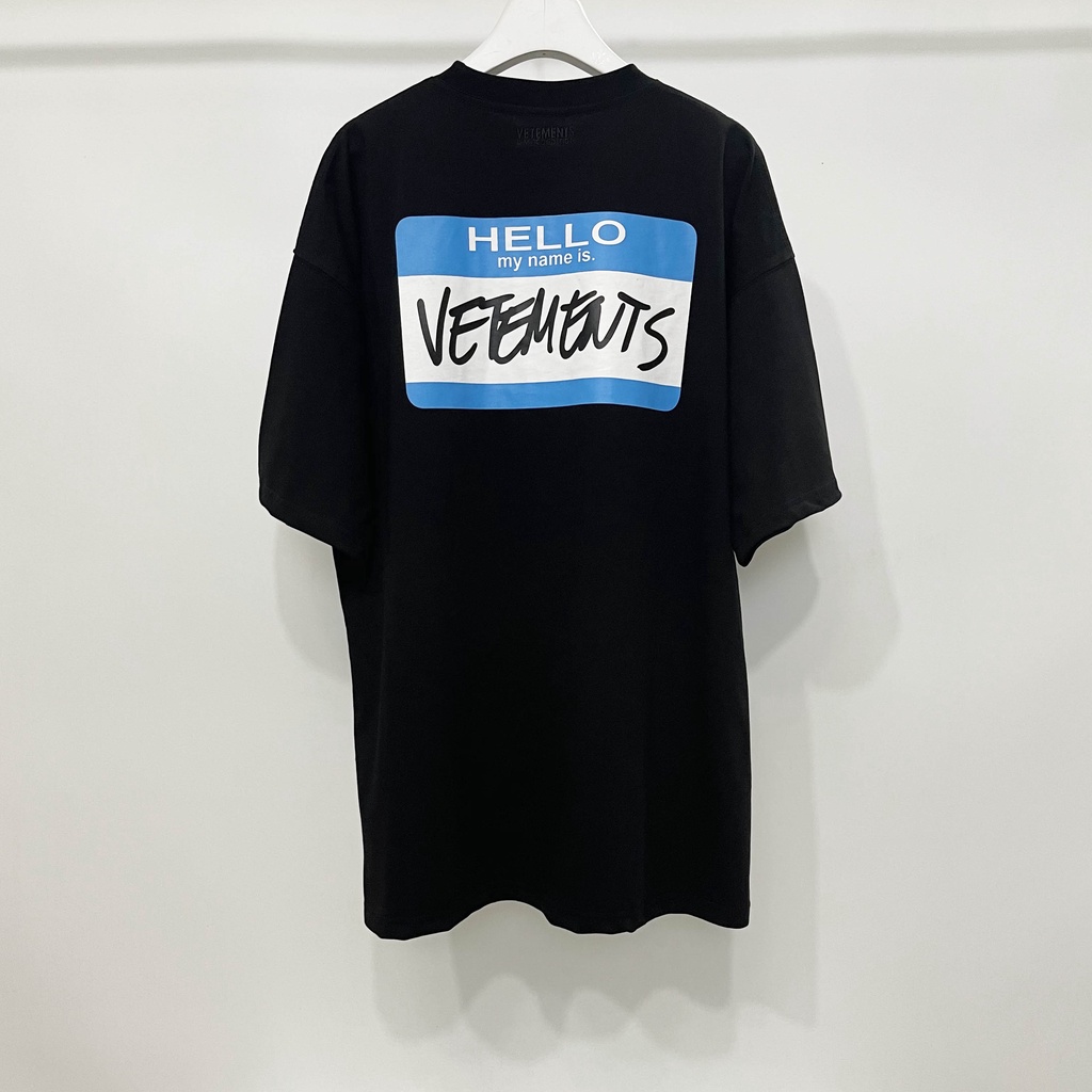 Vetements Áo Thun cotton Tay Ngắn Cổ Tròn In LOGO Chữ Trước Và Sau Thời Trang Cho Nam Và Nữ
