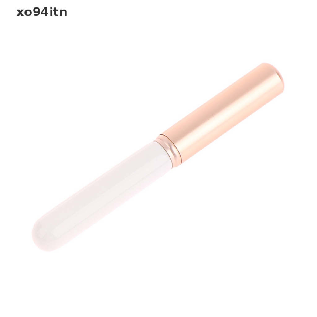 1 Cọ Tô Son Môi Trang Điểm Có Nắp Đậy Tiện Lợi