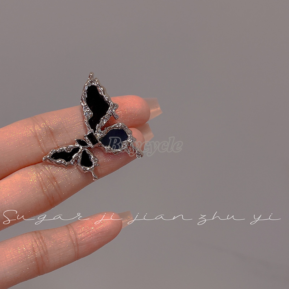 Khuyên Tai Hình Bướm Màu Tối Thời Trang Cá Tính Cho Nữ