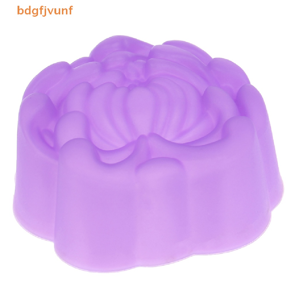 Set 12 Khuôn Silicon Làm Bánh Pudding Hình Hoa Cúc 5cm