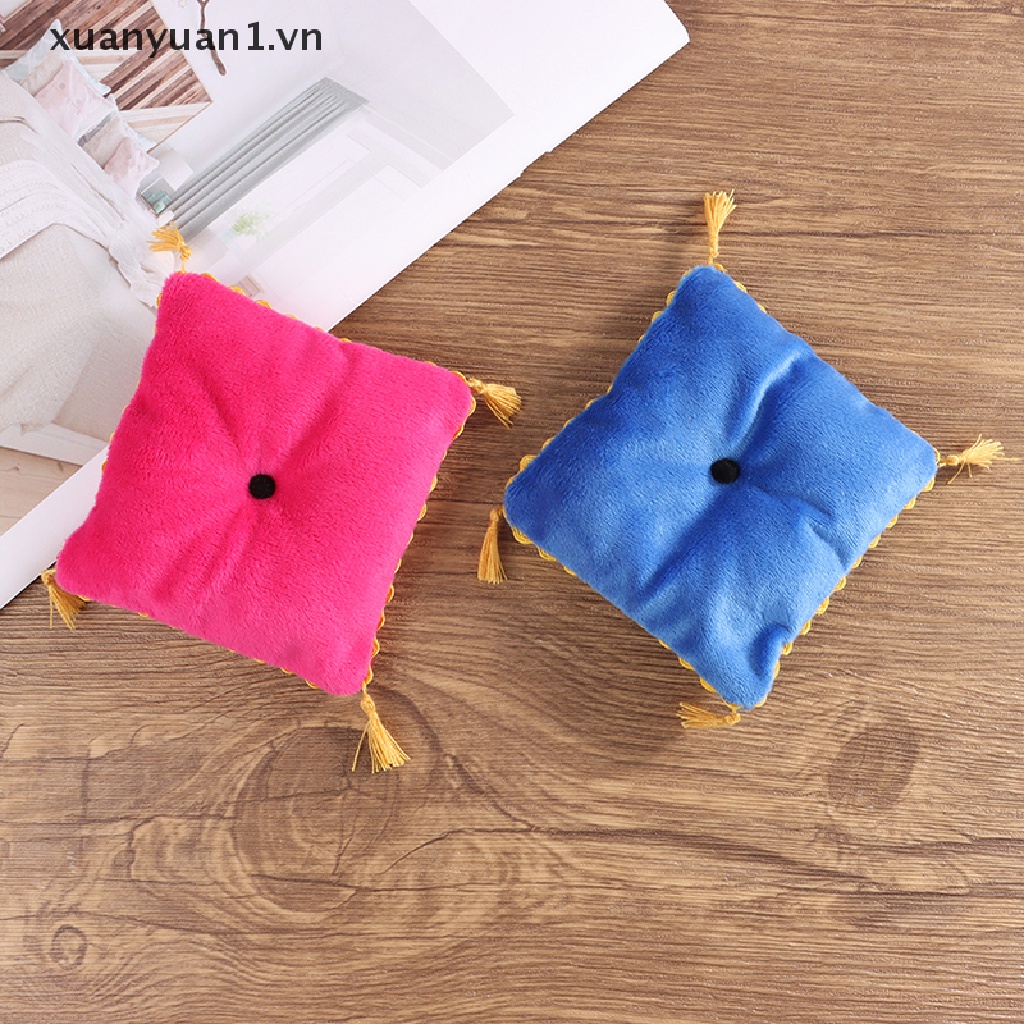 Gối Vuông 1 / 6 Trang Trí Nhà Búp Bê