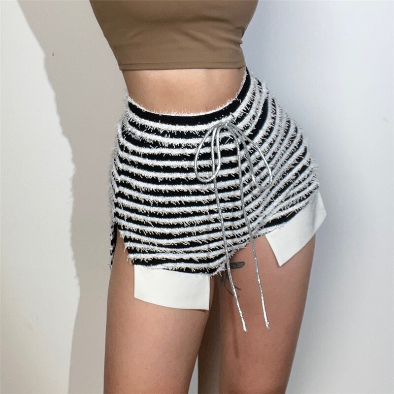 Quần Short Lưng Cao Kẻ Sọc Phong Cách Đường Phố Mỹ Thời Trang Cho Nữ