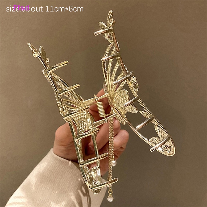 Kẹp Tóc Kim Loại Hình Cá Mập Đính Ngọc Trai Cho Nữ