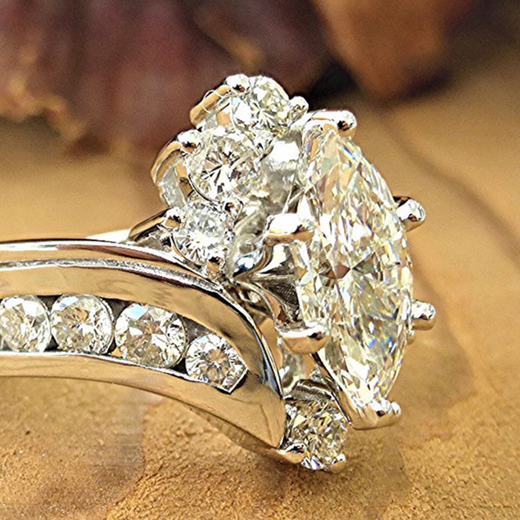 Nhẫn Đính Đá Zircon Lấp Lánh Thời Trang Không Gây Kích Ứng Dễ Sử Dụng
