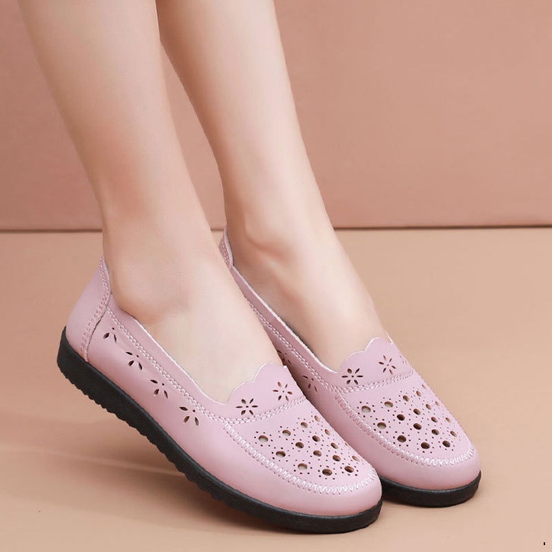 Xăng đan QINOS Đế Mềm Chống Trượt Thoáng Khí Thời Trang Mùa Hè Cho Phụ Nữ Trung Niên