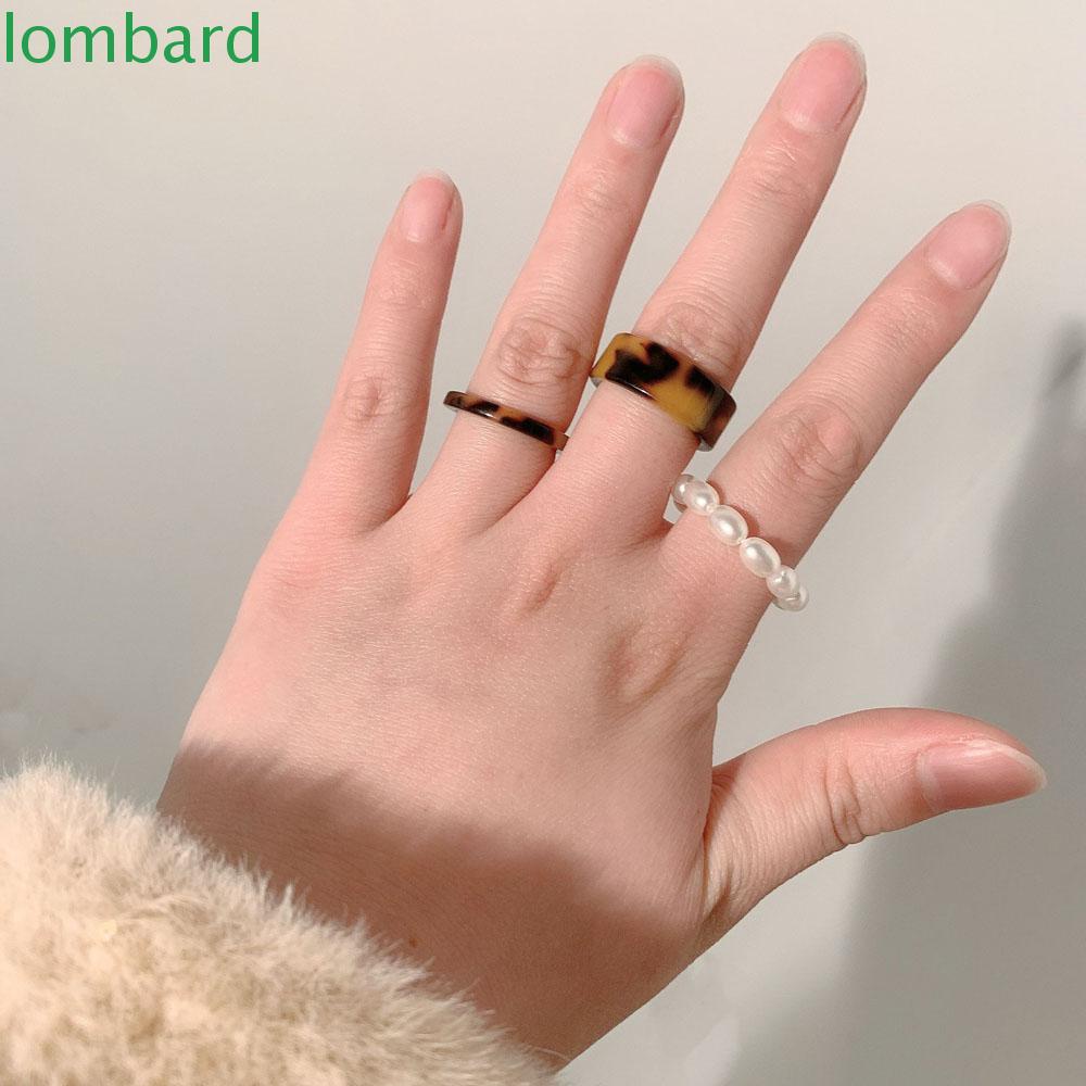 Nhẫn Đeo Đuôi Báo Hình Tròn Mẫu Mới 2021