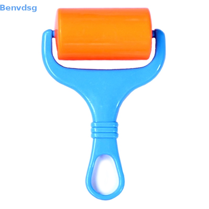 Cây Lăn Bằng Nhựa Chuyên Dụng Cho Thêu Tranh Chữ Thập