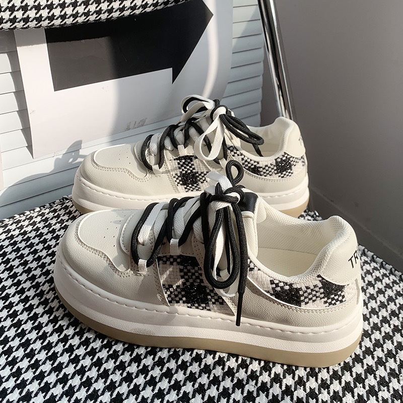 Giày Thể Thao Đế Dày Thoải Mái Dành Cho Các Bé