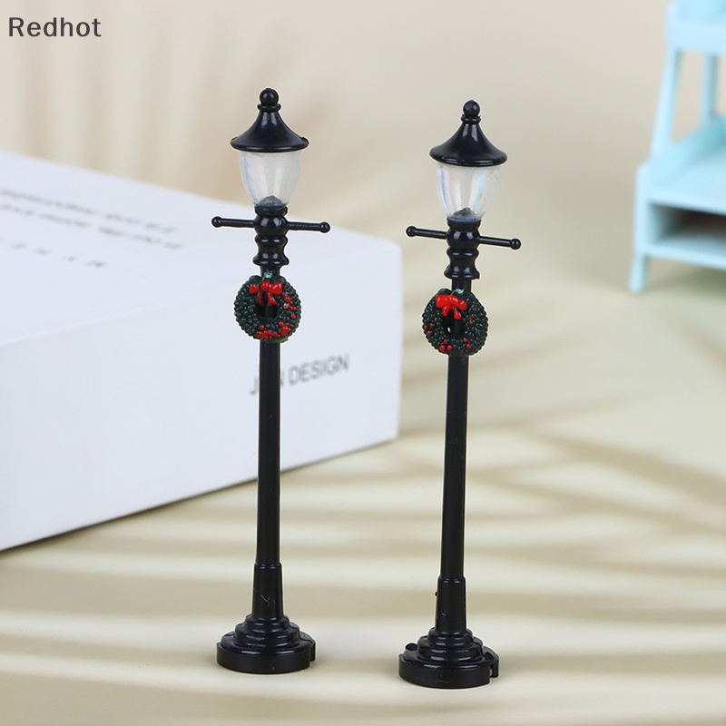 Mô Hình Đèn Đường Mini Tỉ Lệ 1 / 12 Dùng Trang Trí Nhà Búp Bê