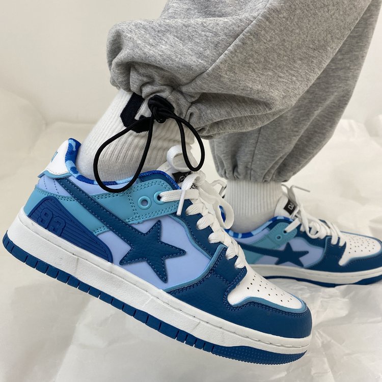 Giày Trượt Ván ins Hình Ngôi Sao Xanh Dương Màu Sắc Chống Va Chạm Luyện Tập ins Cho Nữ Sinh