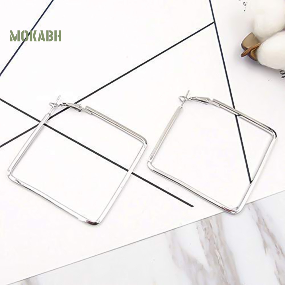 Bông Tai Hình Vuông Thiết Kế Đục Lỗ Thời Trang Sang Trọng Cho Nữ