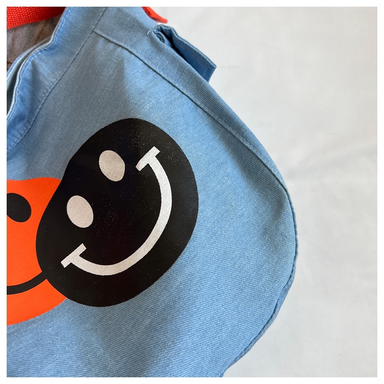 Túi Đeo Vai / Kẹp Nách Vải Canvas Họa Tiết Mặt Cười Hoạt Hình Phong Cách Hàn Quốc Mới Cho Nữ