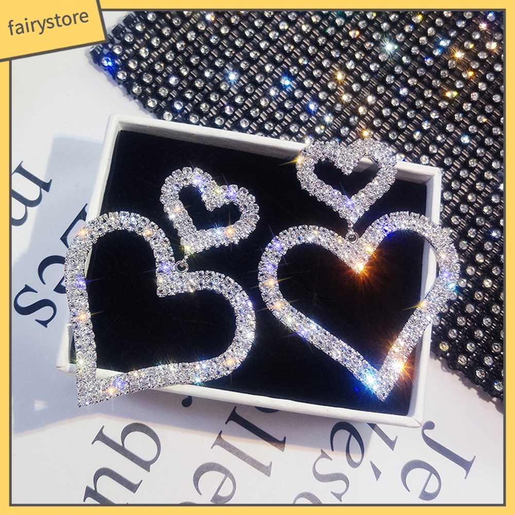 Khuyên Tai Hình Trái Tim Đính Đá Sang Trọng