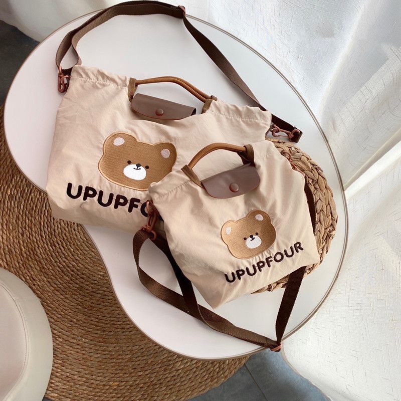 Túi Xách Đeo Vai Nhẹ Nhàng Thêu Họa Tiết Gấu Dễ Thương Kiểu Hàn Quốc