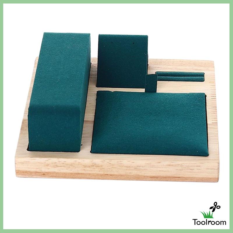 Giá Đỡ Trưng Bày Trang Sức Bằng Gỗ Màu Be Sang Trọng