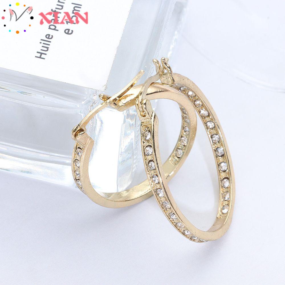 1 Đôi Bông Tai Tròn Lấp Lánh Sang Trọng