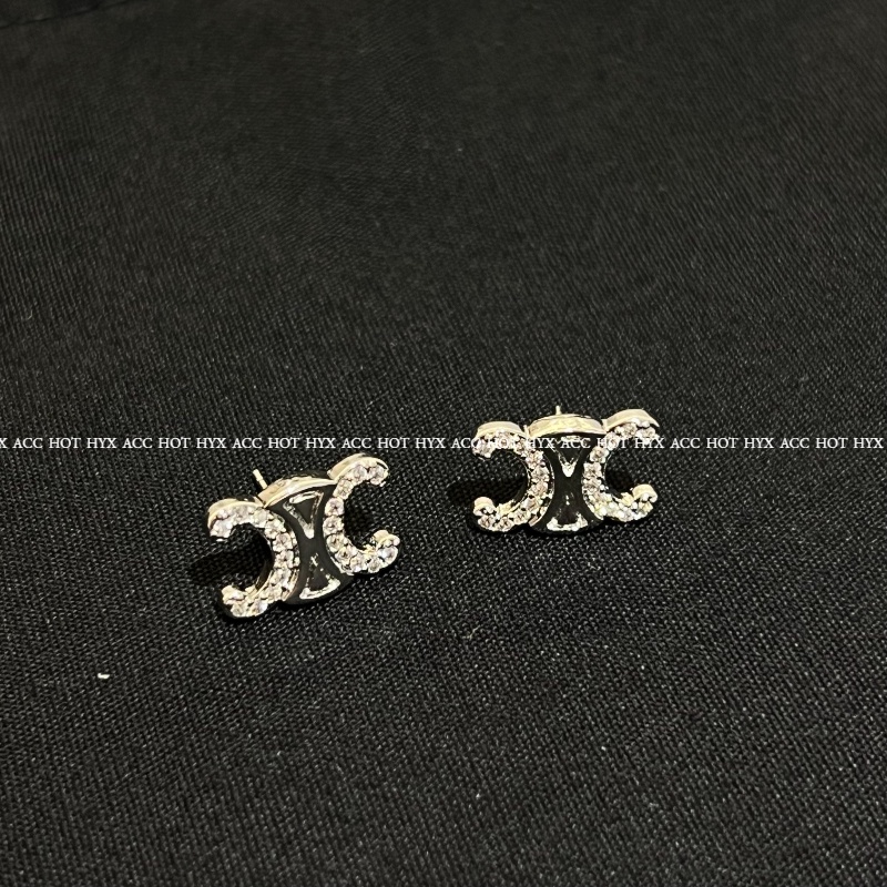 Bông Tai Chữ CáI ĐíNh Đá LấP LáNh