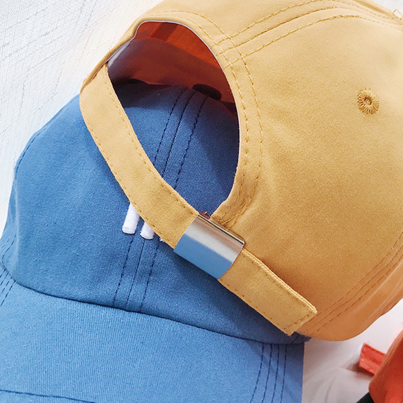 Mũ Lưỡi Trai Unisex Thêu Chữ M Thời Trang