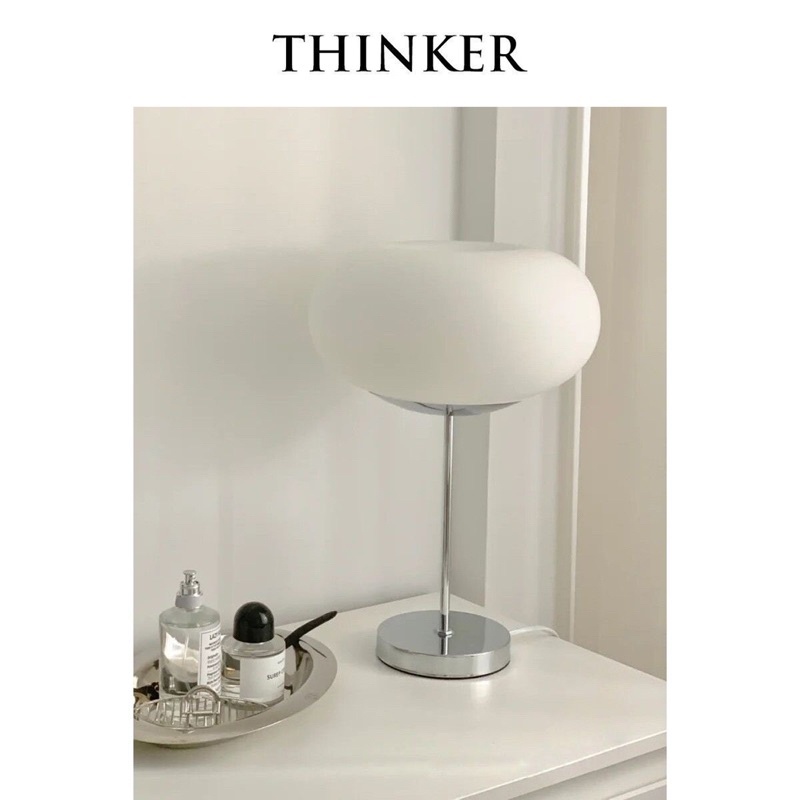 Đèn ngủ để bàn hình cầu Apple basic chỉnh sáng 3 màu