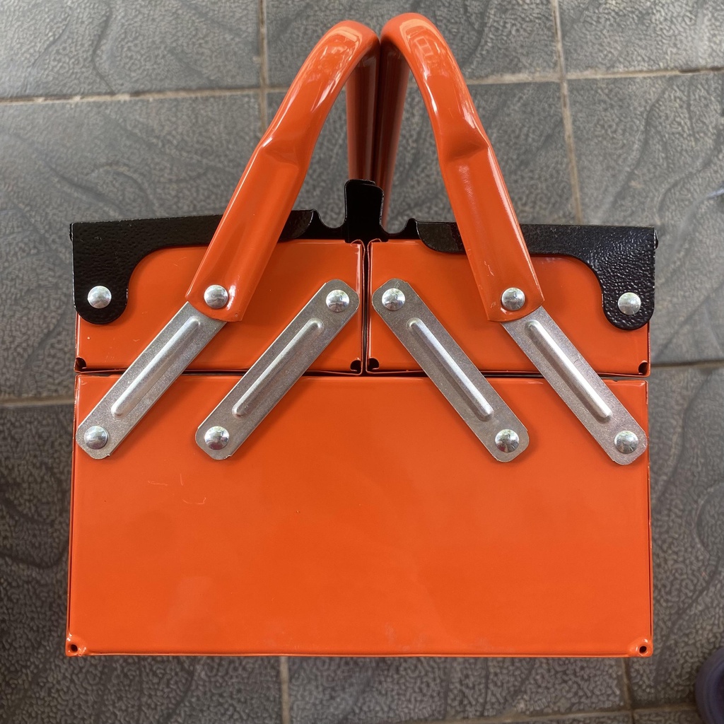 Thùng đồ nghề sắt 17inch 2 tầng 3 ngăn kích thước 43x20x20 cm màu cam đen.