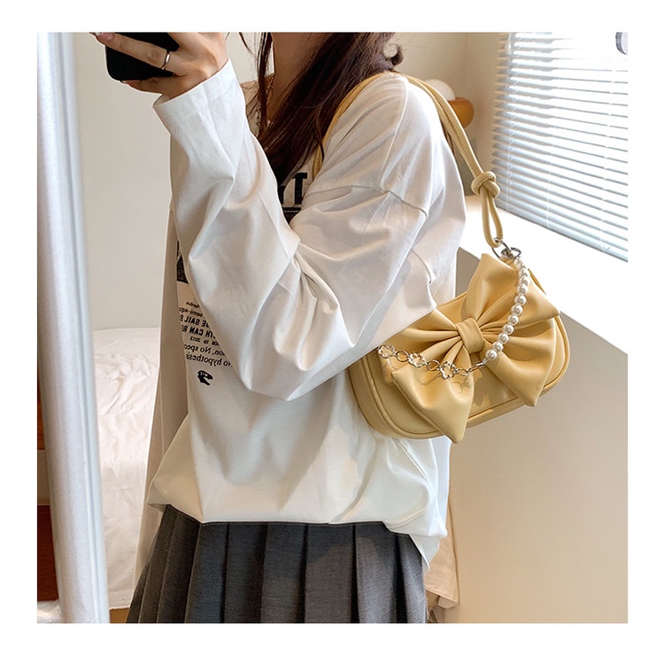 Favour Túi Xách Đeo Dưới Cánh Tay Đính Nơ Ngọc Trai Phối Dây Xích Thời Trang Mới Cho Nữ