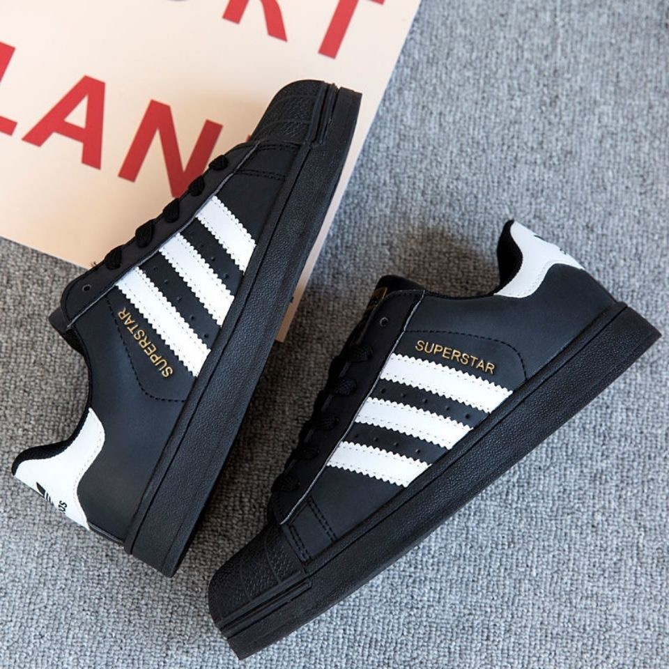 Giày SNEAKER LELAKI PEREMPUAN SEPATU LAWA JALAN ae5u e57k 458s Thời Trang Cho Nam Và Nữ