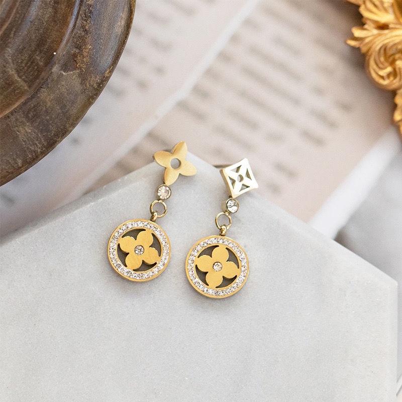 Khuyên Tai Thép Không Gỉ Hình Hoa Bốn Lá Không Gây Dị Ứng Thời Trang Mới 2023 Dành Cho Bạn Nữ