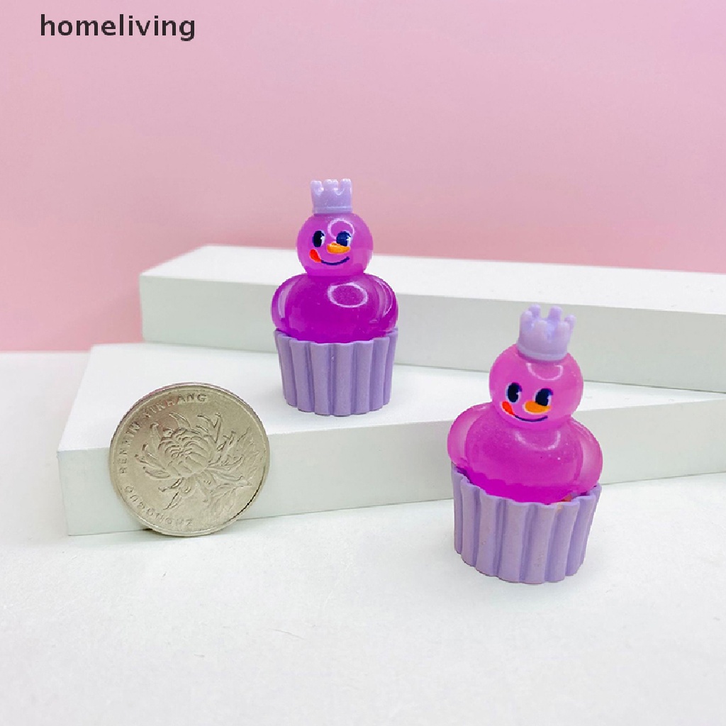 Set 2 Ly Bánh Kem Mini Bằng Nhựa Resin Dạ Quang Hình Người Tuyết Hoạt Hình Dễ Thương