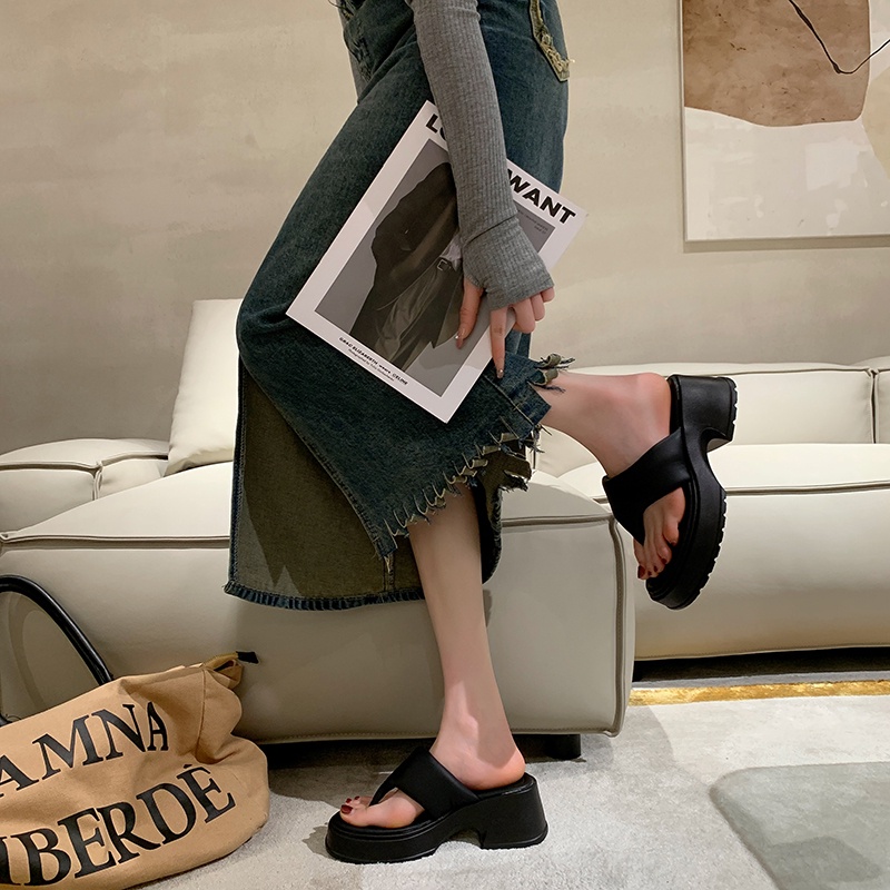 Kisstyle Dép Sandal Đế Dày Mũi Tròn Màu Trơn Mềm Mại Thoải Mái Thời Trang Đi Biển Cho Nữ