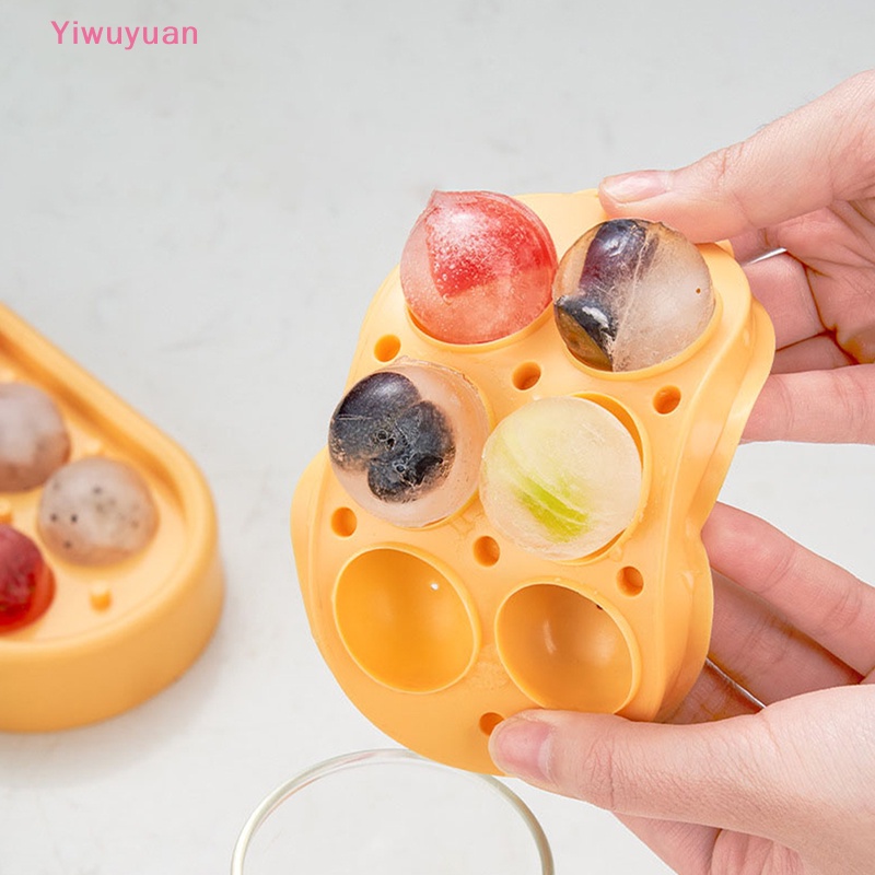 Khuôn Làm Đá Bi Tròn 3D Mới