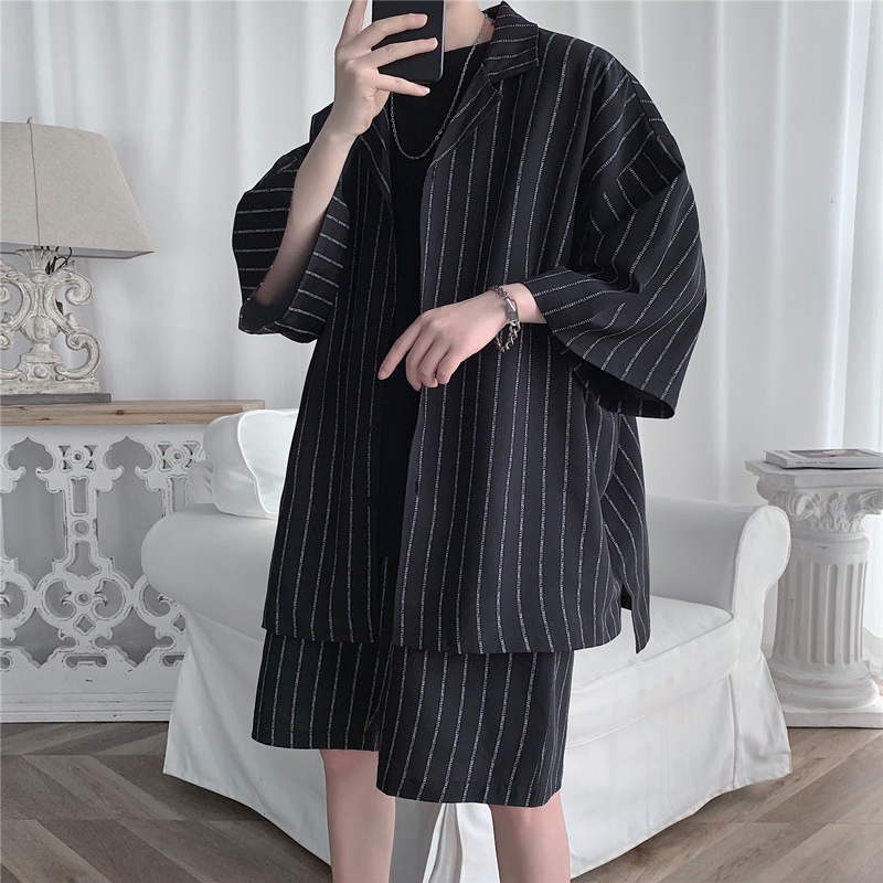 Bộ đồ kẻ sọc mùa hè nam phiên bản Hàn Quốc áo sơ mi ngắn tay hợp thời trang phong cách Hồng Kông