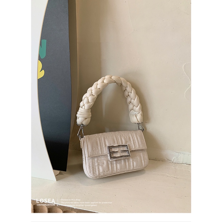 Niche Túi Đeo Vai / Kẹp Nách Dáng Vuông Nhỏ Thêu Họa Tiết Tinh Tế Phong Cách Mới 2023 Cho Nữ