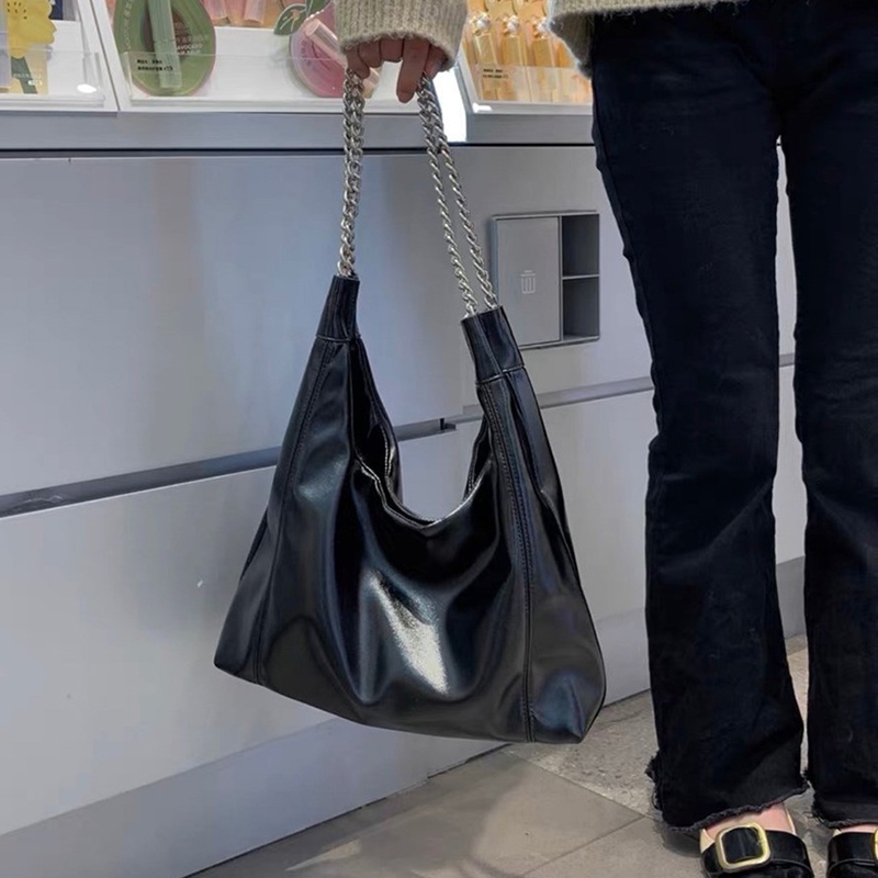 Túi Xách Da Cỡ Lớn Có Dây Xích Đeo Vai Sành Điệu Cho Nữ