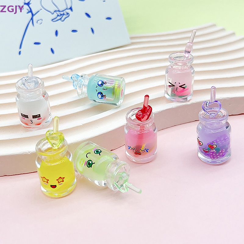 Set 5 Cốc Uống Nước Mini Bằng Nhựa Resin Dạ Quang Dễ Thương Kèm Ống Hút Trang Trí Xe Hơi Màu Sắc Ngẫu Nhiên
