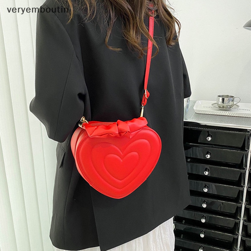 Túi Đeo Chéo Vai Bằng Da PU Họa Tiết Trái Tim Thời Trang Sành Điệu Cho Nữ