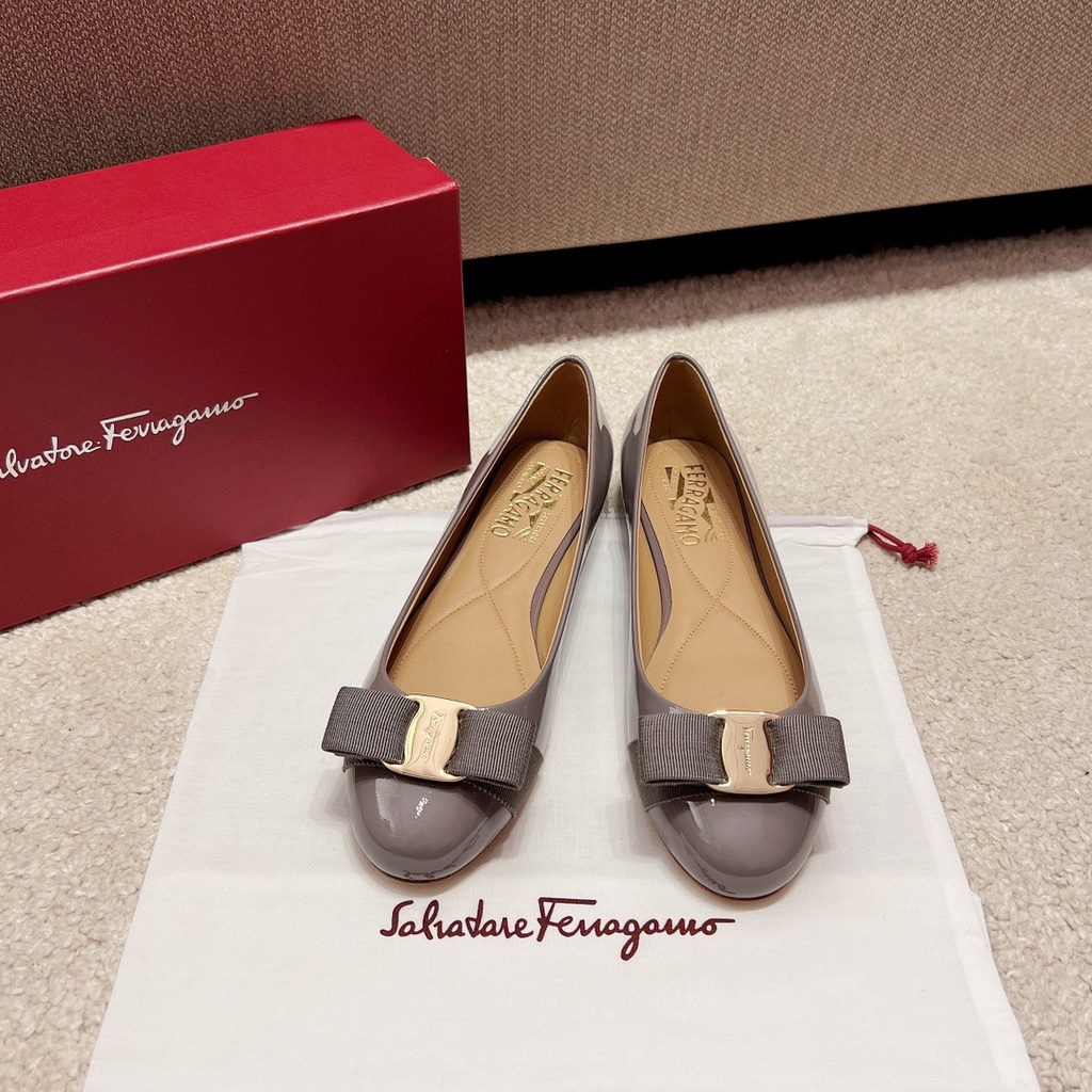 Ferragamo_Bán Chạy Giày Lười Da Bóng Gót Vừa Cao 3cm Cho Nữ