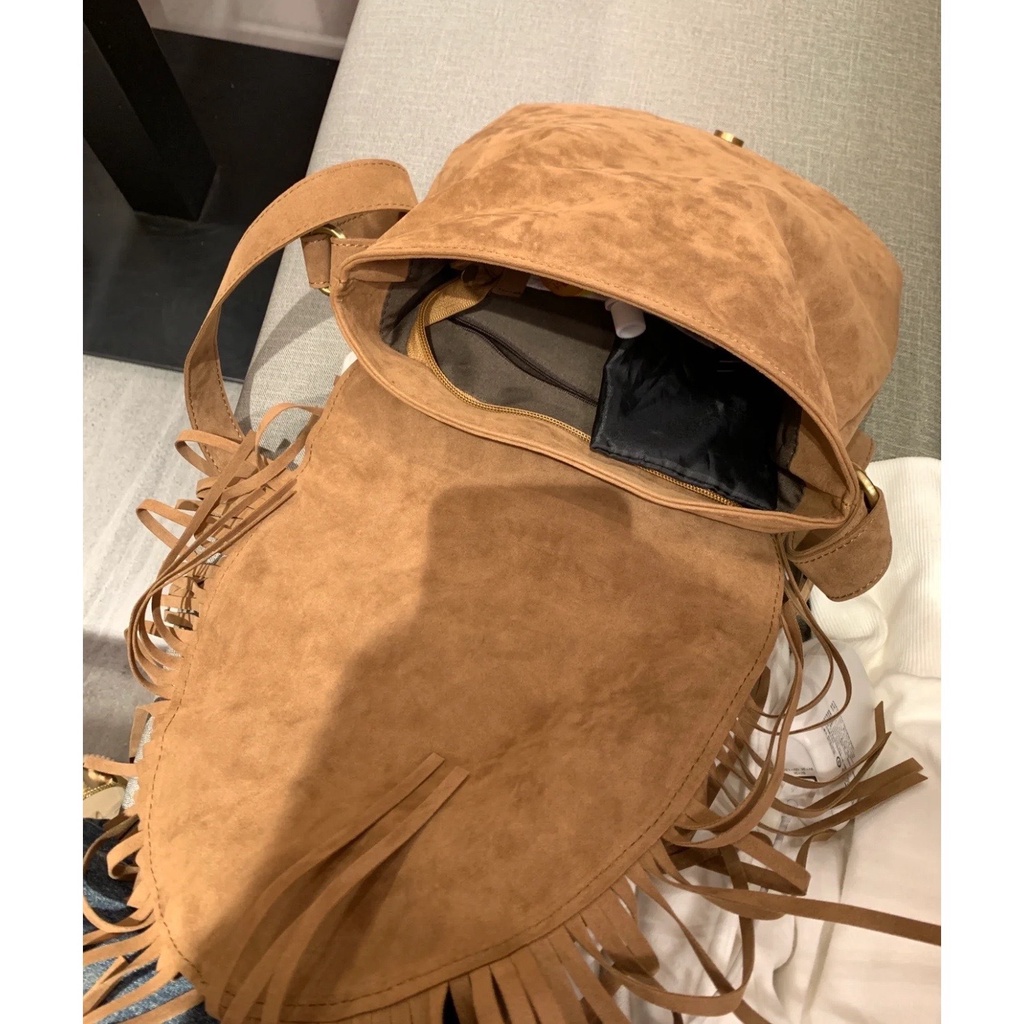 Túi Đeo Chéo Da Lộn Phối Tua Rua Thời Trang 2023 Cho Nữ