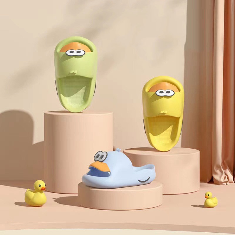 Dép Đi Trong Nhà Mềm Mại Thoải Mái Chống Trượt Hình Chú Vịt Vàng Đáng Yêu Cho Bé