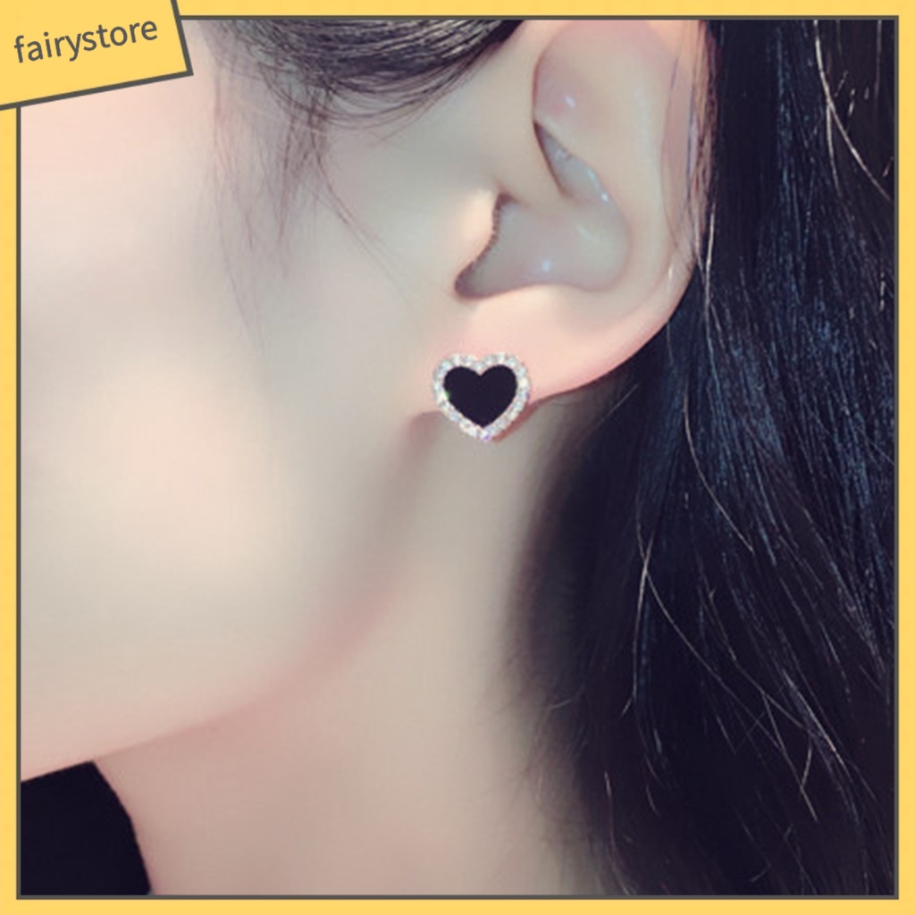 Bông Tai Hình Trái Tim Đính Đá Màu Đen Thời Trang Cho Nữ