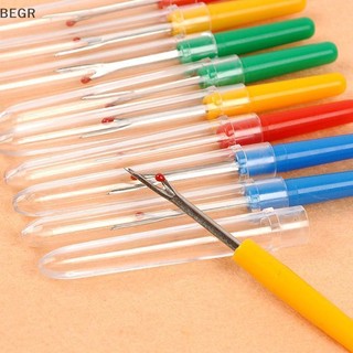 Dụng cụ tháo chỉ thêu chữ thập chuyên dụng