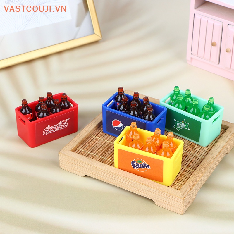 Mô Hình Chai Nước Mini Tỉ Lệ 1 / 12 Dùng Trang Trí Nhà Búp Bê