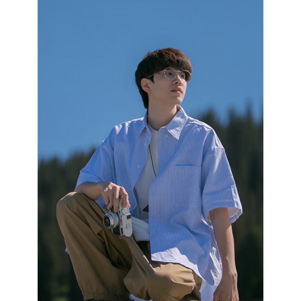 Áo Sơ Mi Tay Lửng Dáng Rộng Màu Trơn Phong Cách Thời Trang Nhật Bản Mới