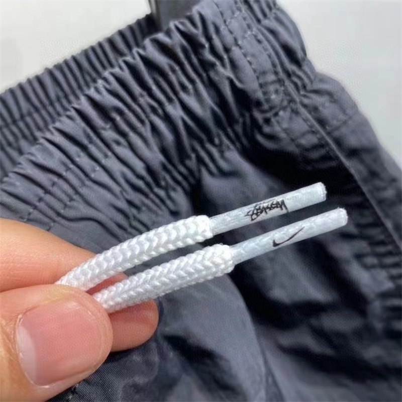 Quần short 100% Chính Hãng Nhanh Khô Chống Thấm Nước Có Dây Rút Thời Trang Đi Biển Cho Nam Và Nữ