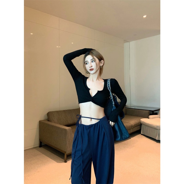 Áo Thun Ngắn Mỏng Tay Dài Cổ Chữ v Màu Đen Phong Cách Đường Phố Gợi Cảm Mùa Hè Cho Nữ 3KJ1